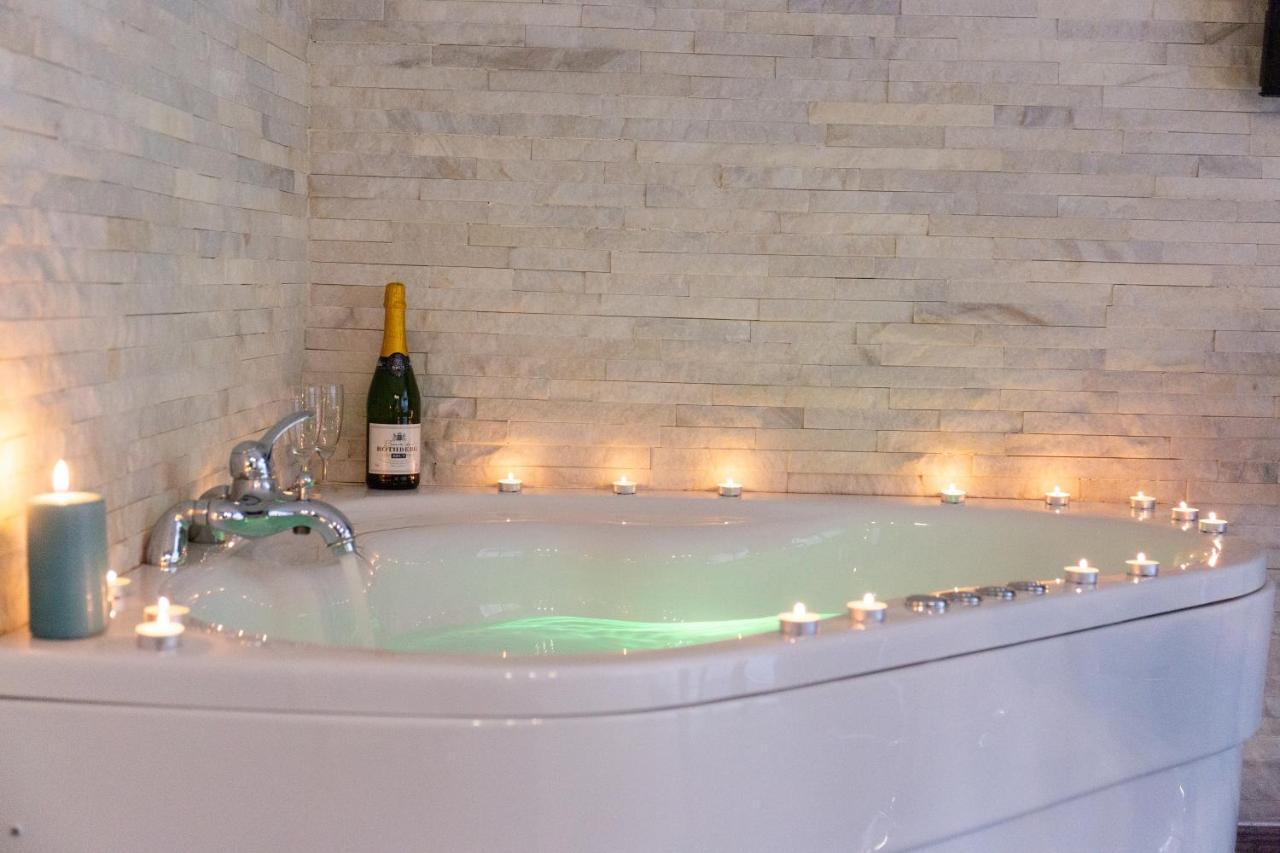 Spa Apartment Nalis Ni Extérieur photo