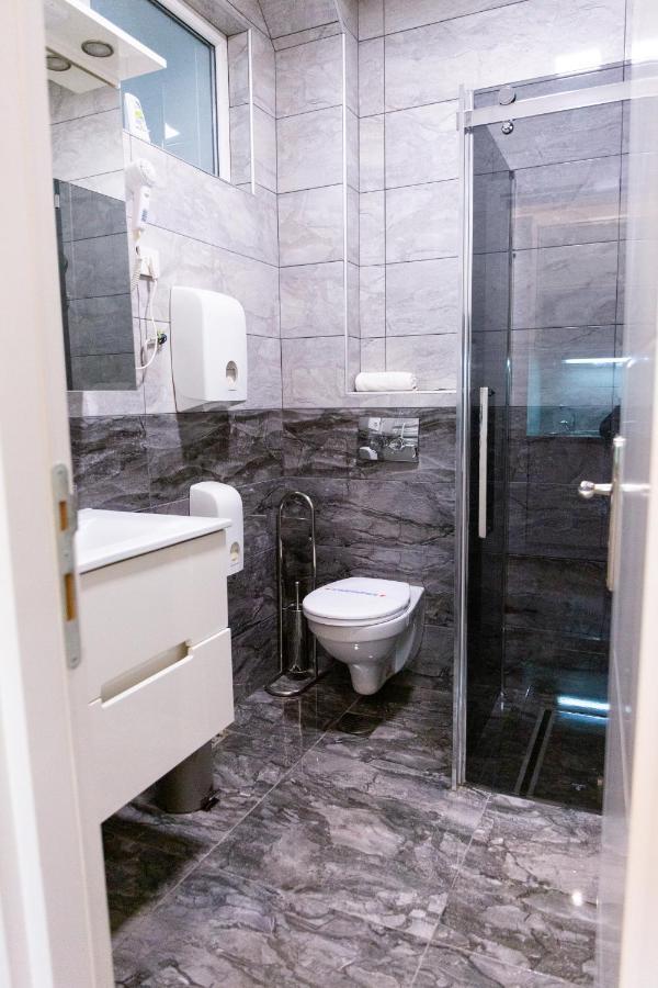 Spa Apartment Nalis Ni Extérieur photo